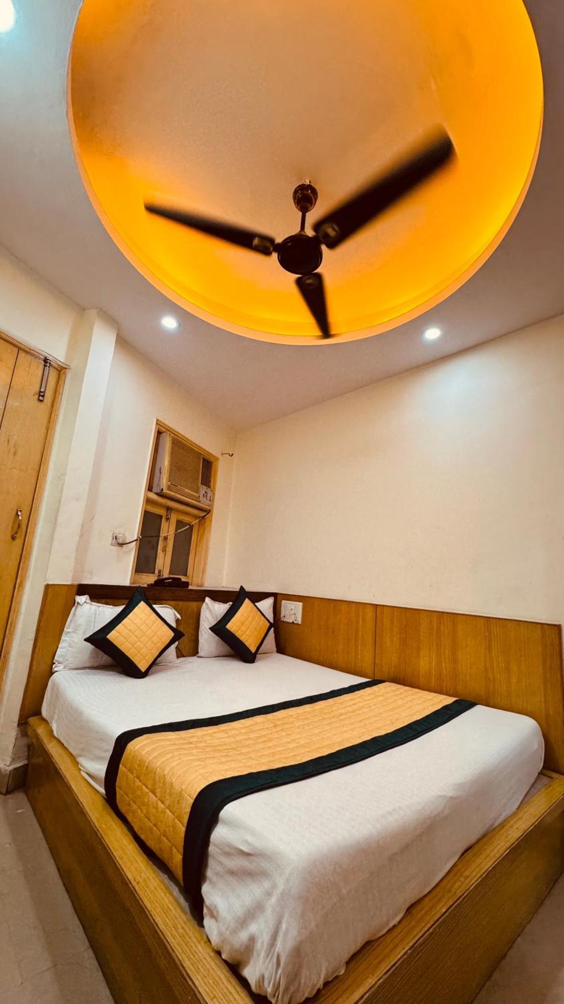 Cottage Lord Krishna Walking Distance From New Delhi Railway Station Luaran gambar
