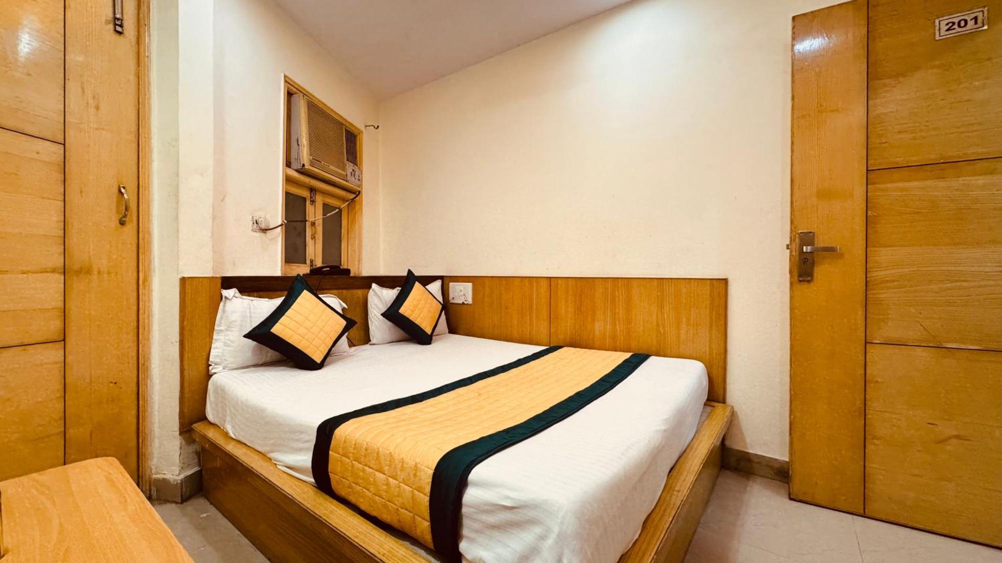 Cottage Lord Krishna Walking Distance From New Delhi Railway Station Luaran gambar