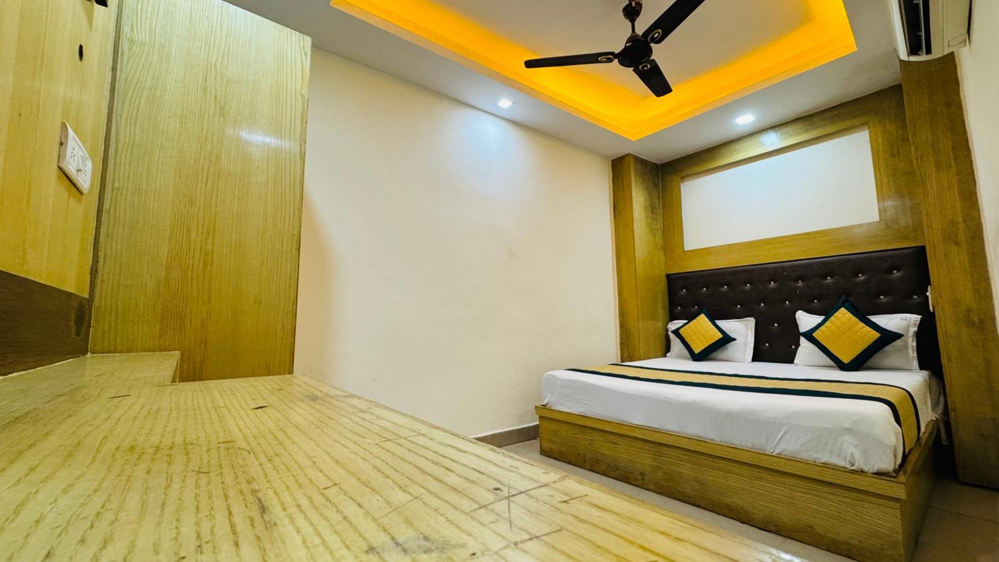 Cottage Lord Krishna Walking Distance From New Delhi Railway Station Luaran gambar