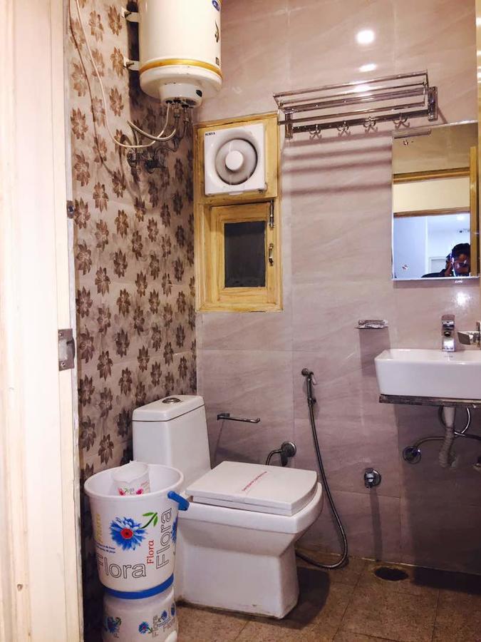 Cottage Lord Krishna Walking Distance From New Delhi Railway Station Luaran gambar